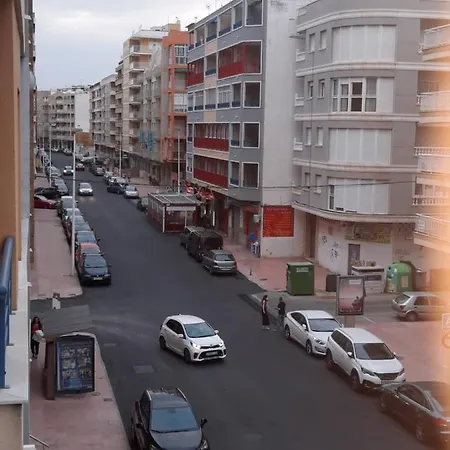 Moderno Apartamento Familiar Junto Al Mar - Conejito Τορεβιέχα